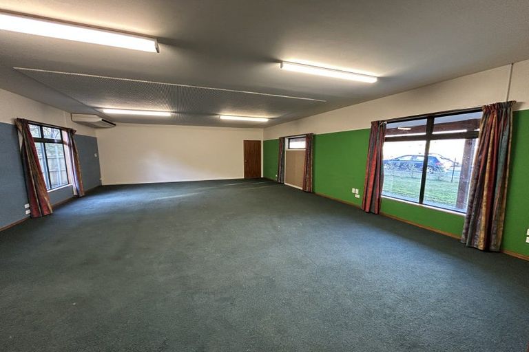 Photo of property in 14mt Aspiring College, 131 Plantation Road, Wanaka, 9305