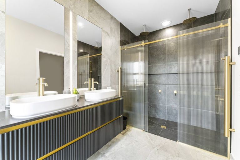 Photo of property in 8 Nga Tui Lane, Acacia Bay, Taupo, 3385