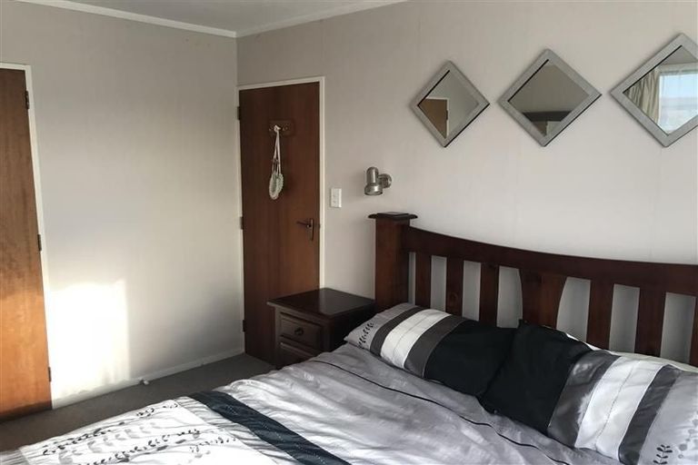 Photo of property in 27 Moorhouse Street, Taradale, Napier, 4112