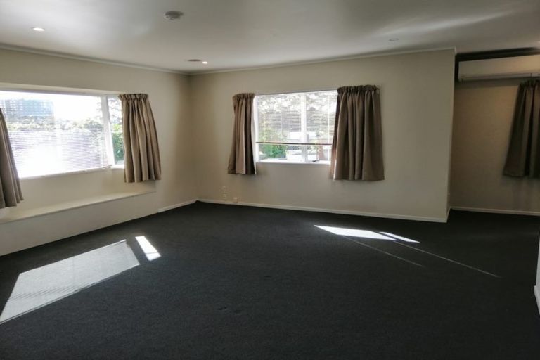 Photo of property in 49 Glendale Road, Glen Eden, Auckland, 0602