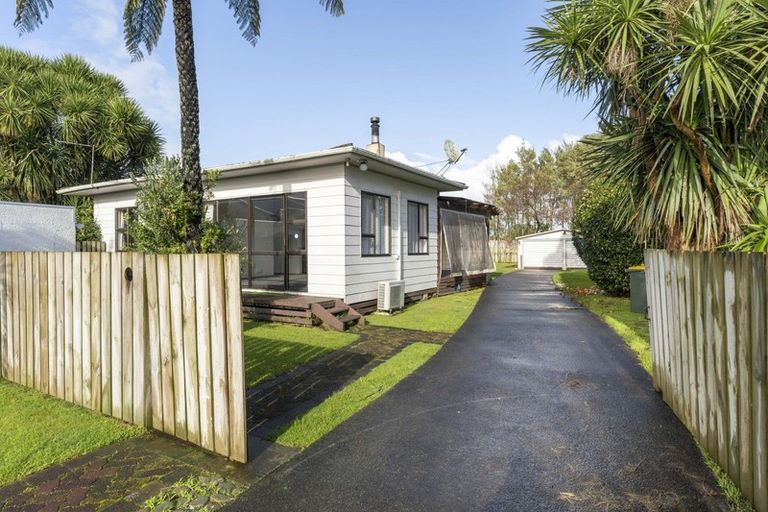 Photo of property in 62 Carthew Street, Okato, 4335