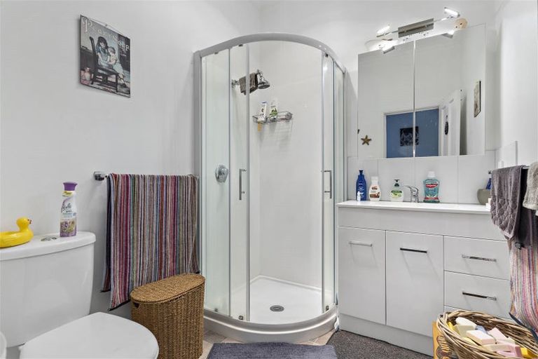 Photo of property in 12 Daniell Street, Featherston, 5710