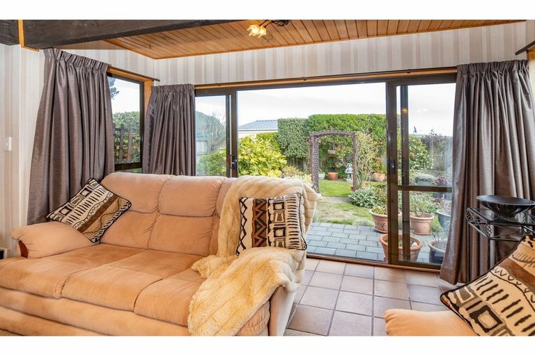 Photo of property in 410b Marine Parade, South New Brighton, Christchurch, 8062