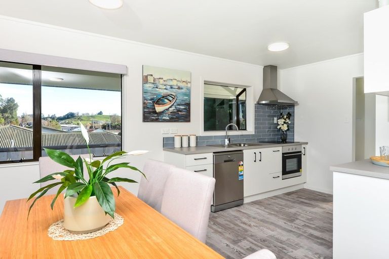 Photo of property in 22b Cowley Drive, Temple View, Hamilton, 3218