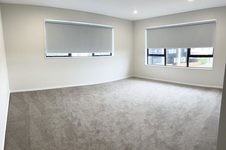 Photo of property in 37 Rapunga Drive, Hobsonville, Auckland, 0616