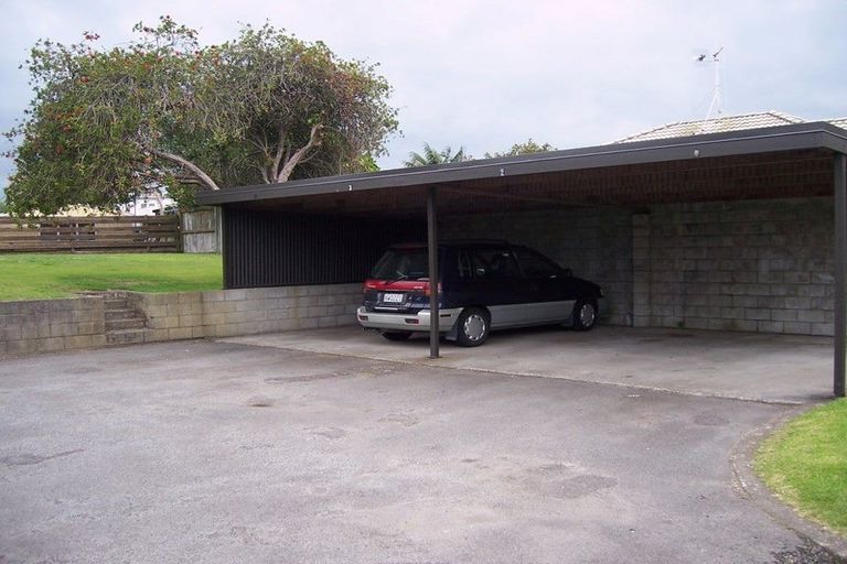 Photo of property in 28 Valley Road, Mount Maunganui, 3116