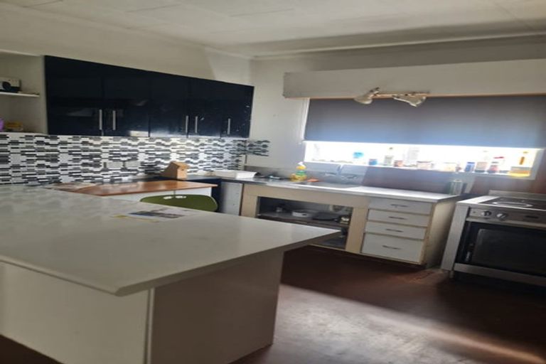 Photo of property in 1/9 Onslow Road, Papakura, 2110