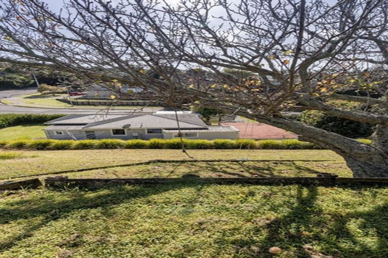 Photo of property in 21 Omokoroa Road, Omokoroa, 3114