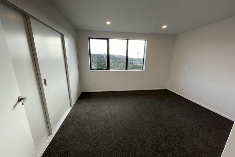 Photo of property in 10 Bee Lane, Whitby, Porirua, 5024