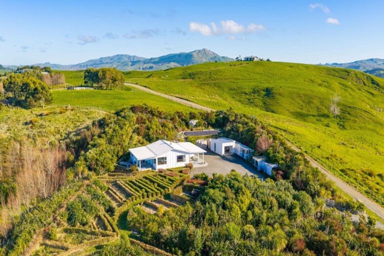 Photo of property in Mangakuri Road, Omakere, Waipawa, 4271