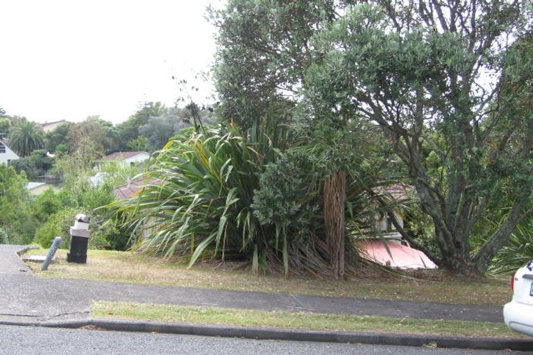 Photo of property in 52 Weatherly Road, Torbay, Auckland, 0630