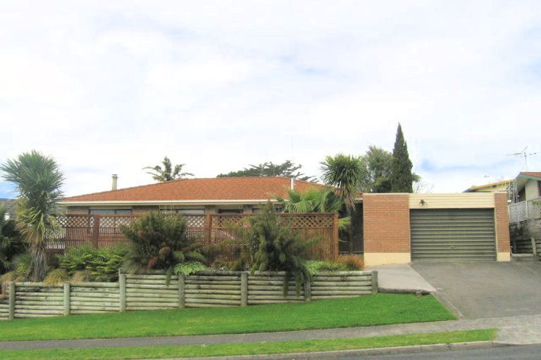 Photo of property in 4 Bellfield Place, Bethlehem, Tauranga, 3110