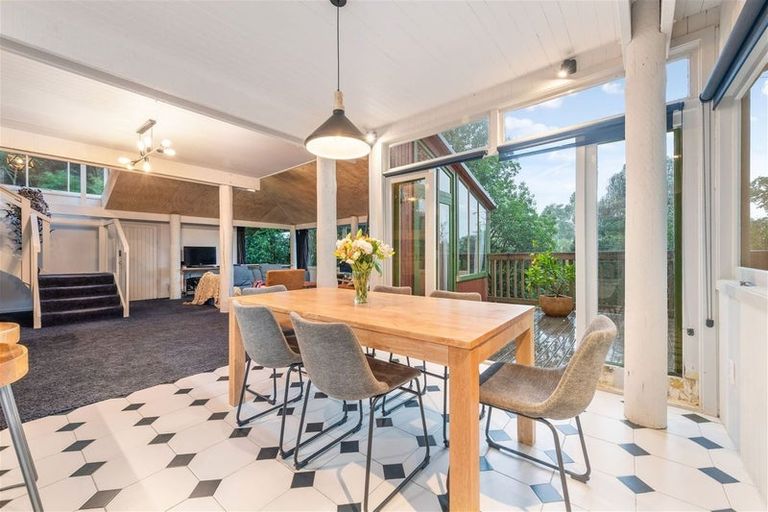 Photo of property in 40 Tanekaha Road, Titirangi, Auckland, 0604