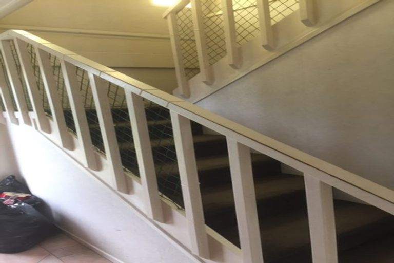 Photo of property in 5 Indus Place, Half Moon Bay, Auckland, 2012