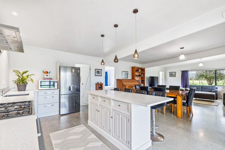 Photo of property in 83 Waitangi Road, Kiripaka, Whangarei, 0173