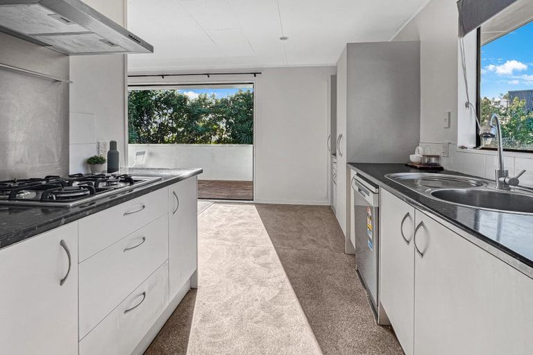 Photo of property in 6 Mataura Place, Clover Park, Auckland, 2019