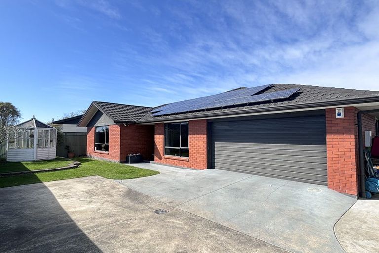 Photo of property in 800a Collinge Road, Mayfair, Hastings, 4122