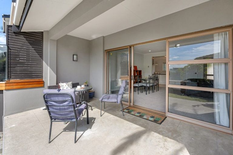 Photo of property in 10 Sea View Terrace, Cockle Bay, Auckland, 2014