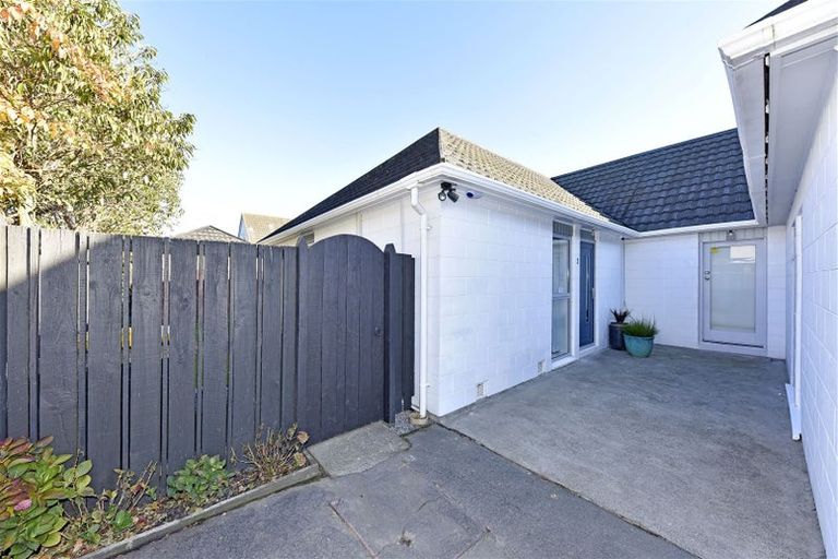 Photo of property in 2/9a Norfolk Street, St Albans, Christchurch, 8052