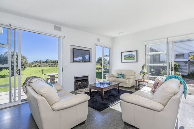 Photo of property in 152 Mangatawhiri Road, Omaha, Warkworth, 0986