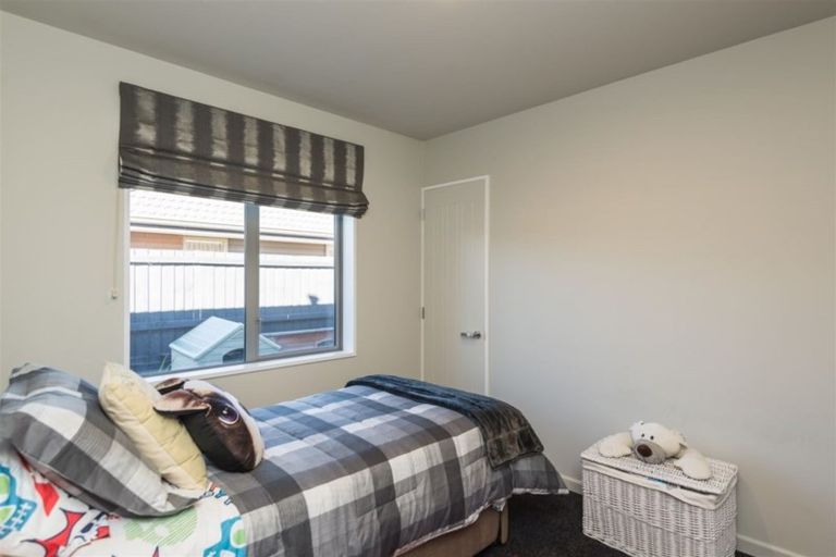 Photo of property in 31 Davaar Crescent, Broomfield, Christchurch, 8042