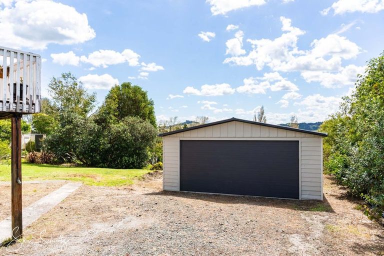 Photo of property in 46 Gorge Road, Maungaturoto, 0520