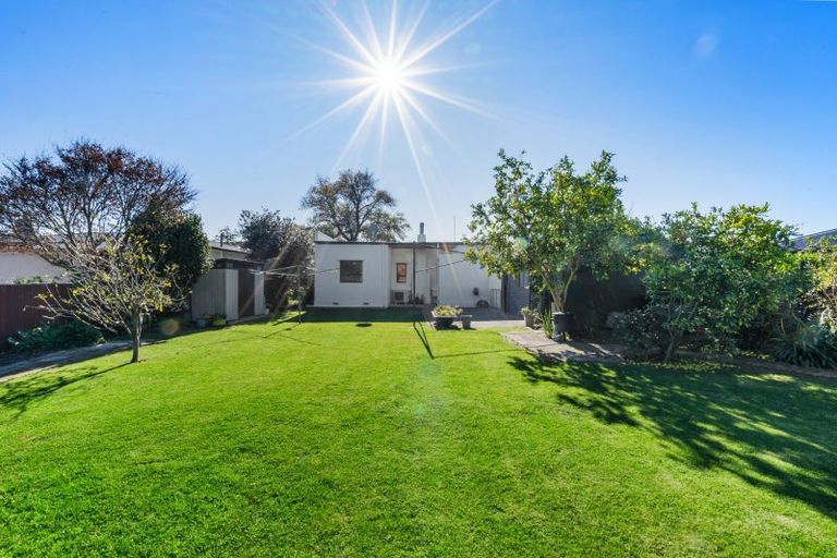 Photo of property in 16 Douglas Mclean Avenue, Marewa, Napier, 4110