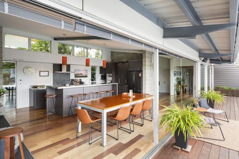 Photo of property in 3 Sasaram Lane, Cashmere, Christchurch, 8022