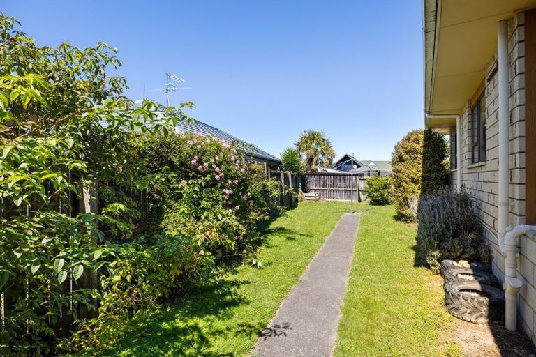 Photo of property in 6 Bankview Place, Amberley, 7410