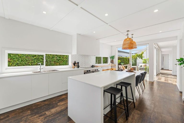 Photo of property in 5 Knightia Drive, Papamoa Beach, Papamoa, 3118