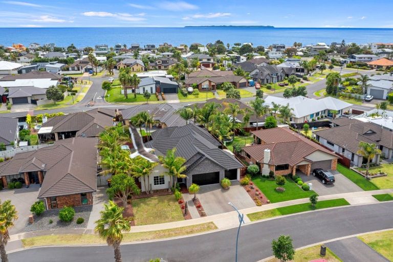 Photo of property in 10 Serena Key, Papamoa Beach, Papamoa, 3118