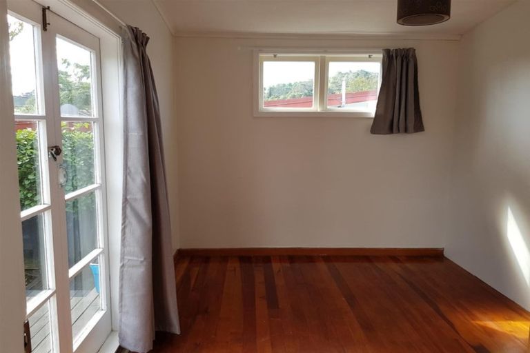 Photo of property in 2 Church Street, Swanson, Auckland, 0612