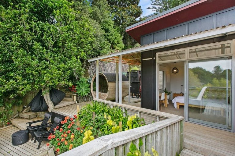 Photo of property in 142a Heta Road, Highlands Park, New Plymouth, 4312