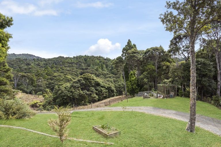 Photo of property in 63 Tram Road, Swanson, Auckland, 0614