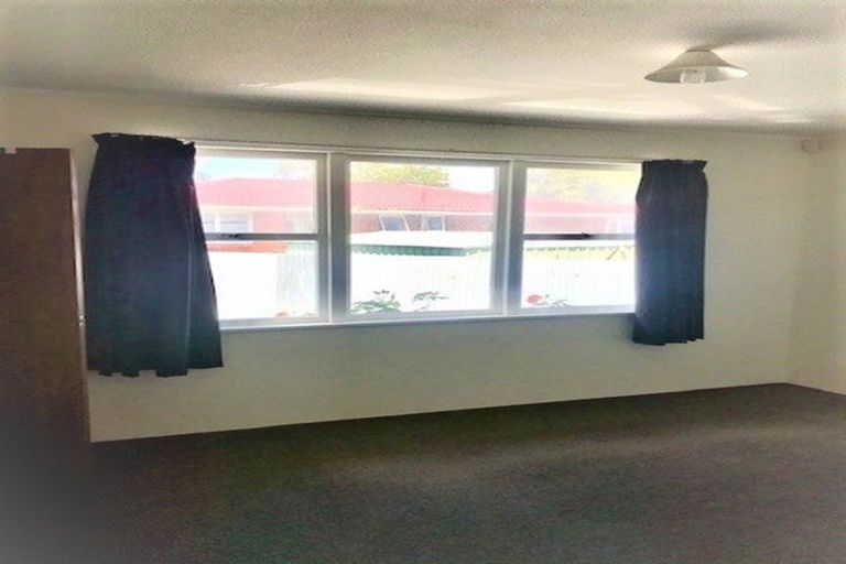 Photo of property in 1/36 Convair Crescent, Mangere, Auckland, 2022