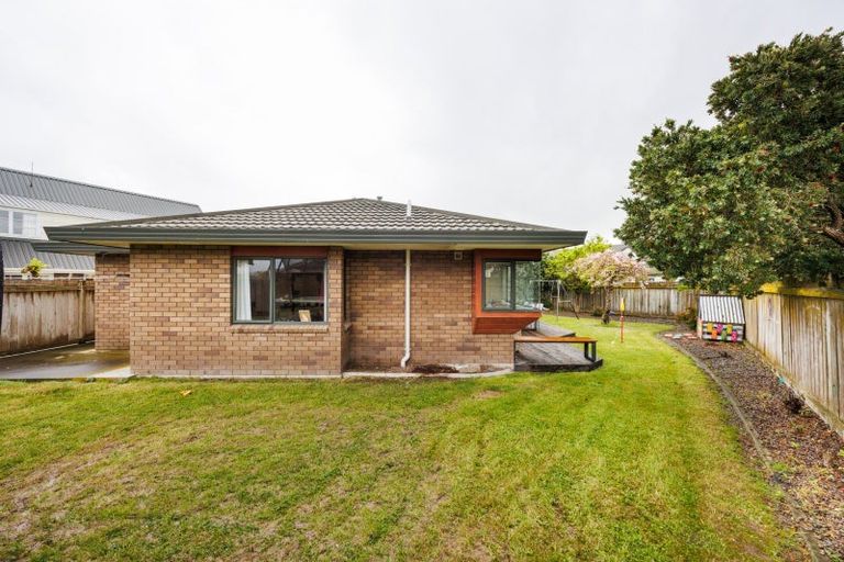 Photo of property in 12 Colorado Crescent, Milson, Palmerston North, 4414