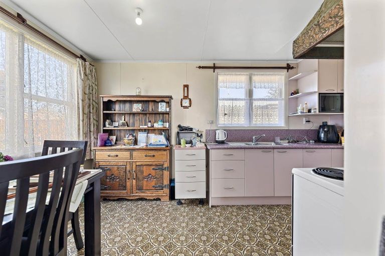 Photo of property in 22 Thompson Street, Tokoroa, 3420