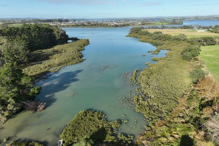 Photo of property in 82b Boyd Road, Clarks Beach, Pukekohe, 2679