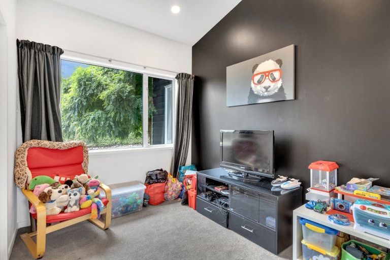 Photo of property in 26 Cotter Street, Greytown, 5712