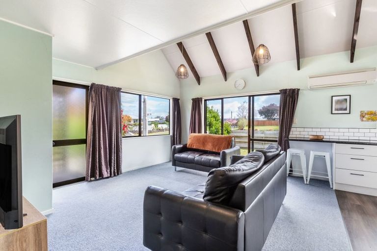 Photo of property in 73a Gillies Avenue, Taupo, 3330