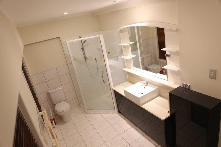 Photo of property in 3/16 Fowler Street, Northcote, Auckland, 0627