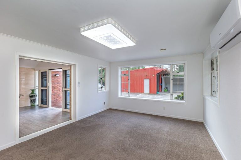 Photo of property in 84 The Avenue, Levin, 5510