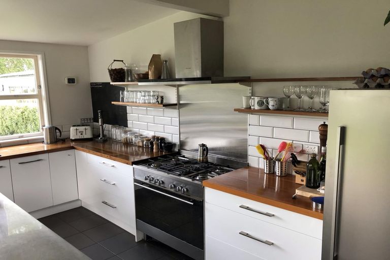 Photo of property in 58 Hakanoa Street, Huntly, 3700