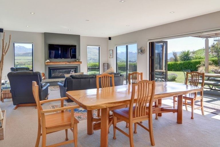 Photo of property in 56 Jacks Point Rise, Jacks Point, Queenstown, 9371