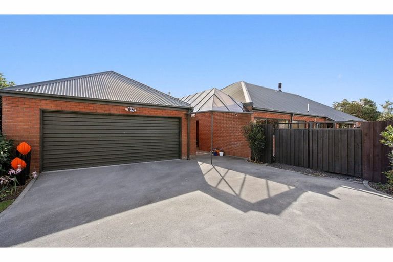 Photo of property in 16 Mansfield Drive, Kaiapoi, 7630