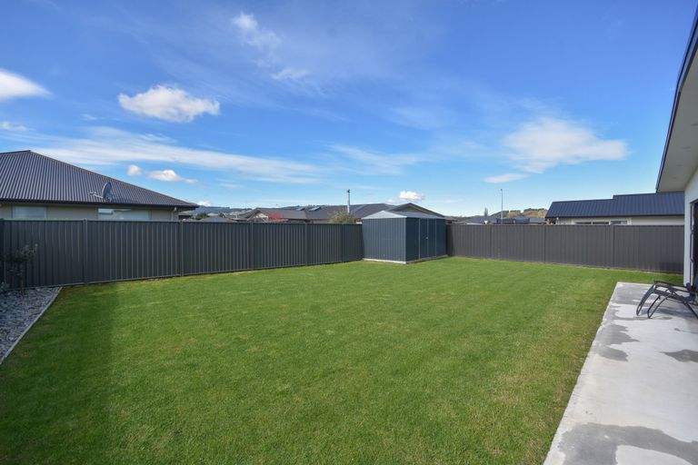 Photo of property in 6 Anderton Crescent, Mosgiel, 9024