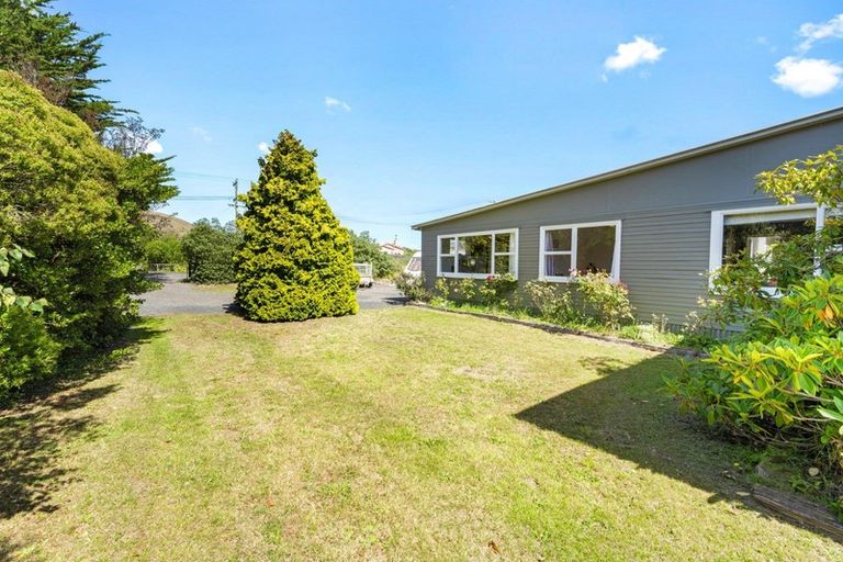 Photo of property in 21 Harwood Street, Harwood, Dunedin, 9077