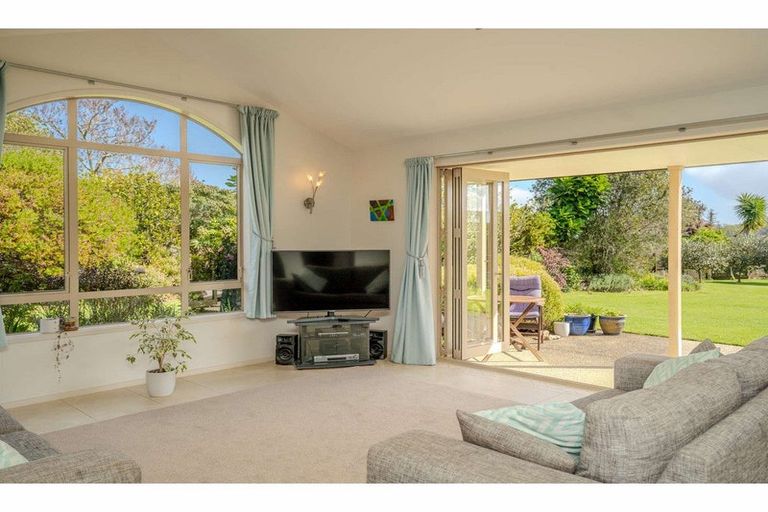 Photo of property in 10 Pickmere Lane, Kerikeri, 0230