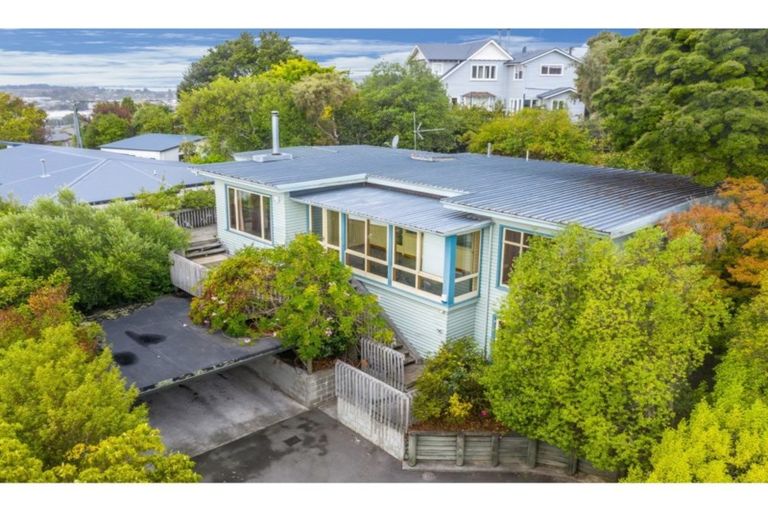 Photo of property in 330 Centaurus Road, Hillsborough, Christchurch, 8022