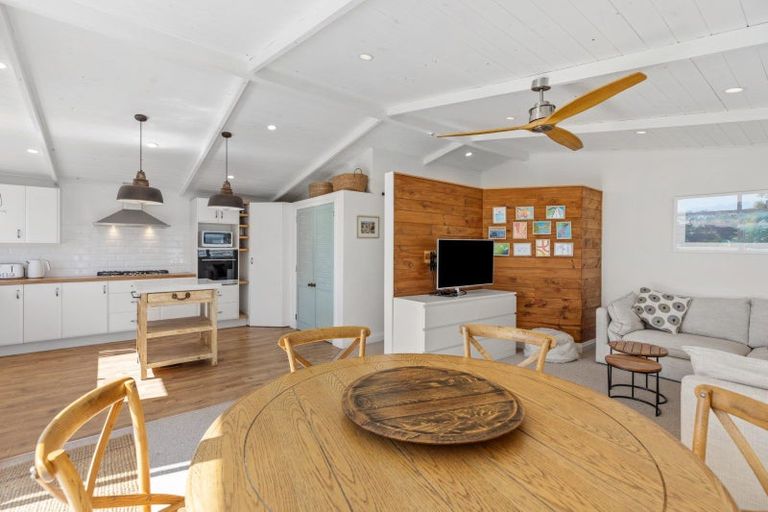 Photo of property in 41 Simpson Road, Papamoa Beach, Papamoa, 3118